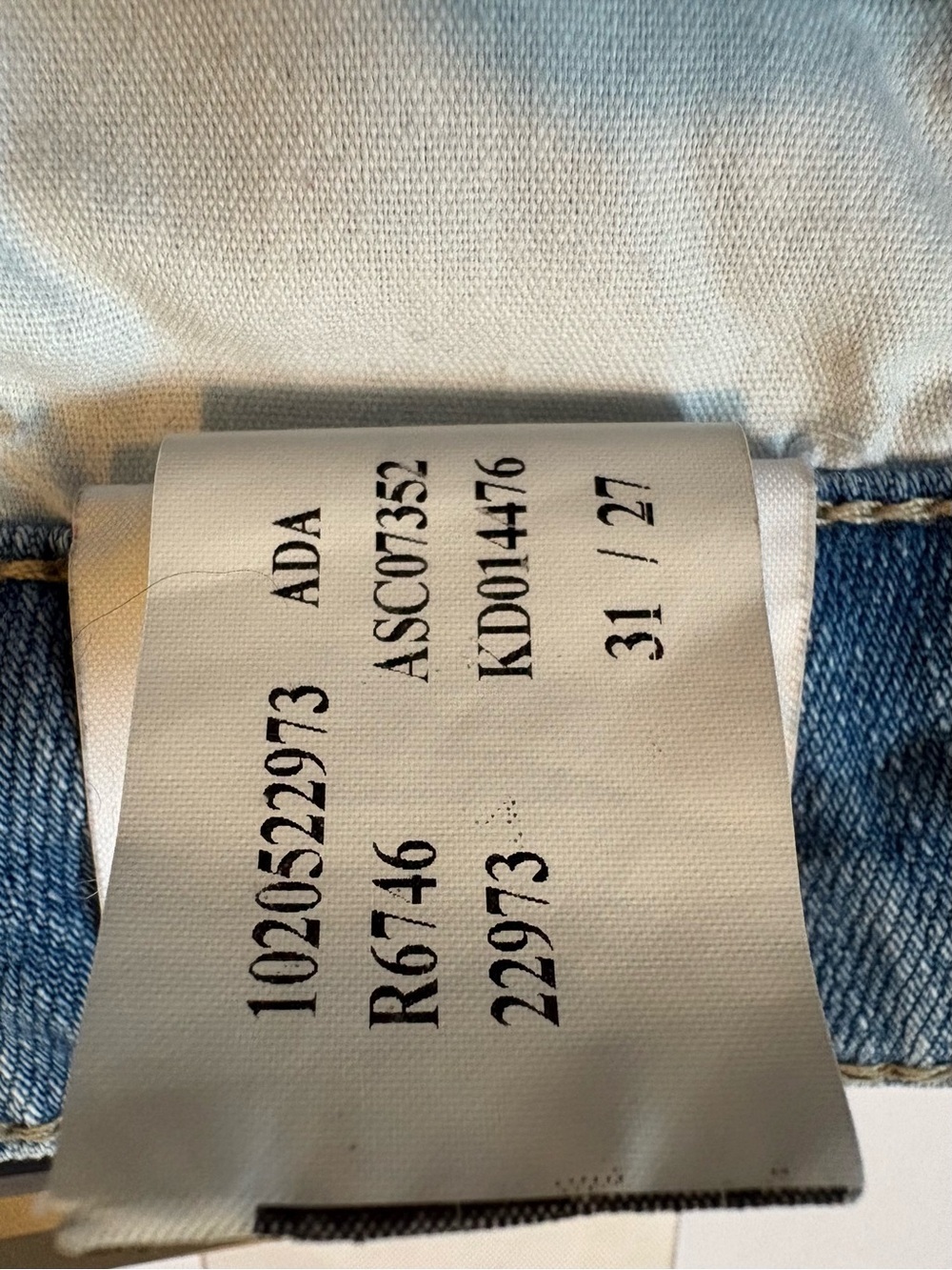 Mavi Distressed Light Wash Boyfriend cropped Jeans, Sz 31x27 - Picture 13 of 13